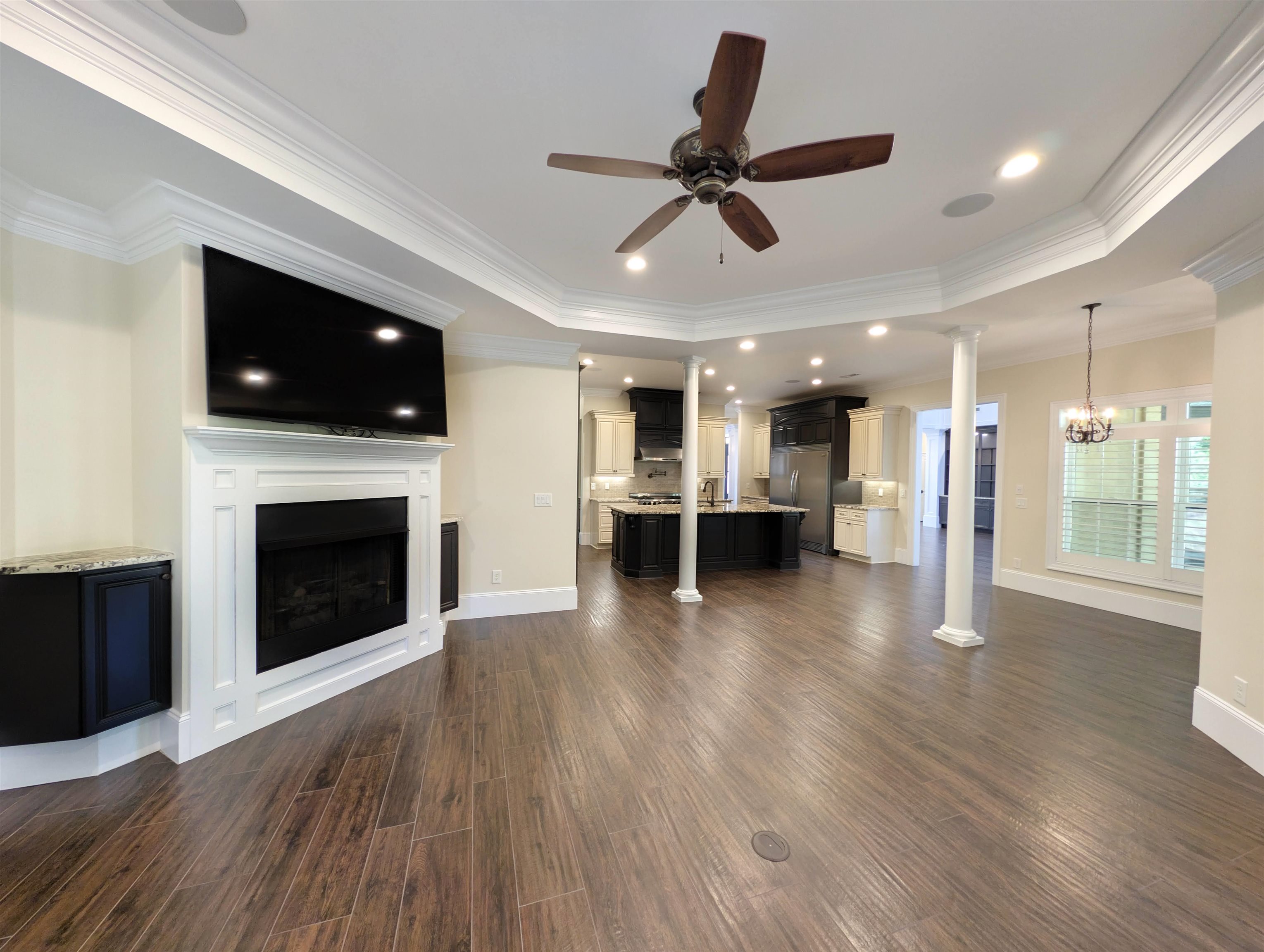 400 Chamberlin Rd. 