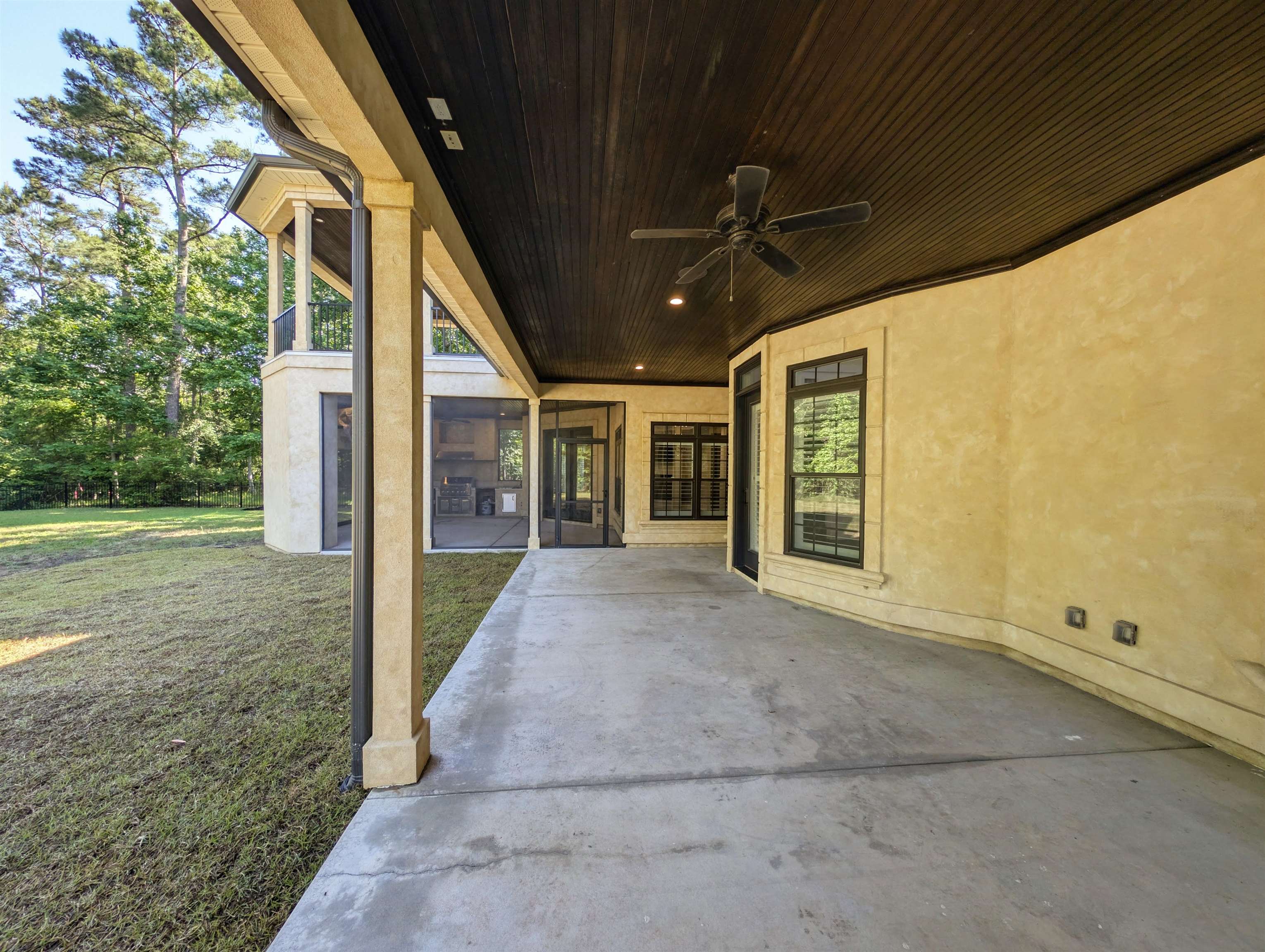 400 Chamberlin Rd. 