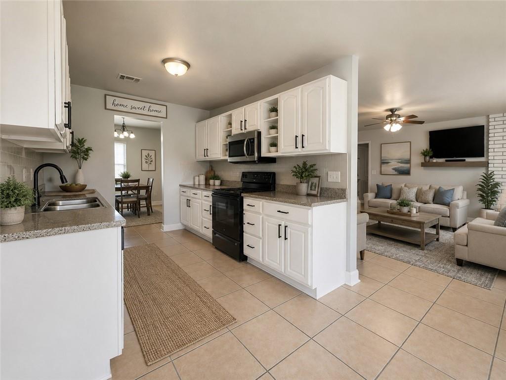 Photo 2 of Single family home for sale at 3713 Lena Dr, Chalmette, LA 70043 | MLS# 2559245 | Listing updated on 2026-10-07