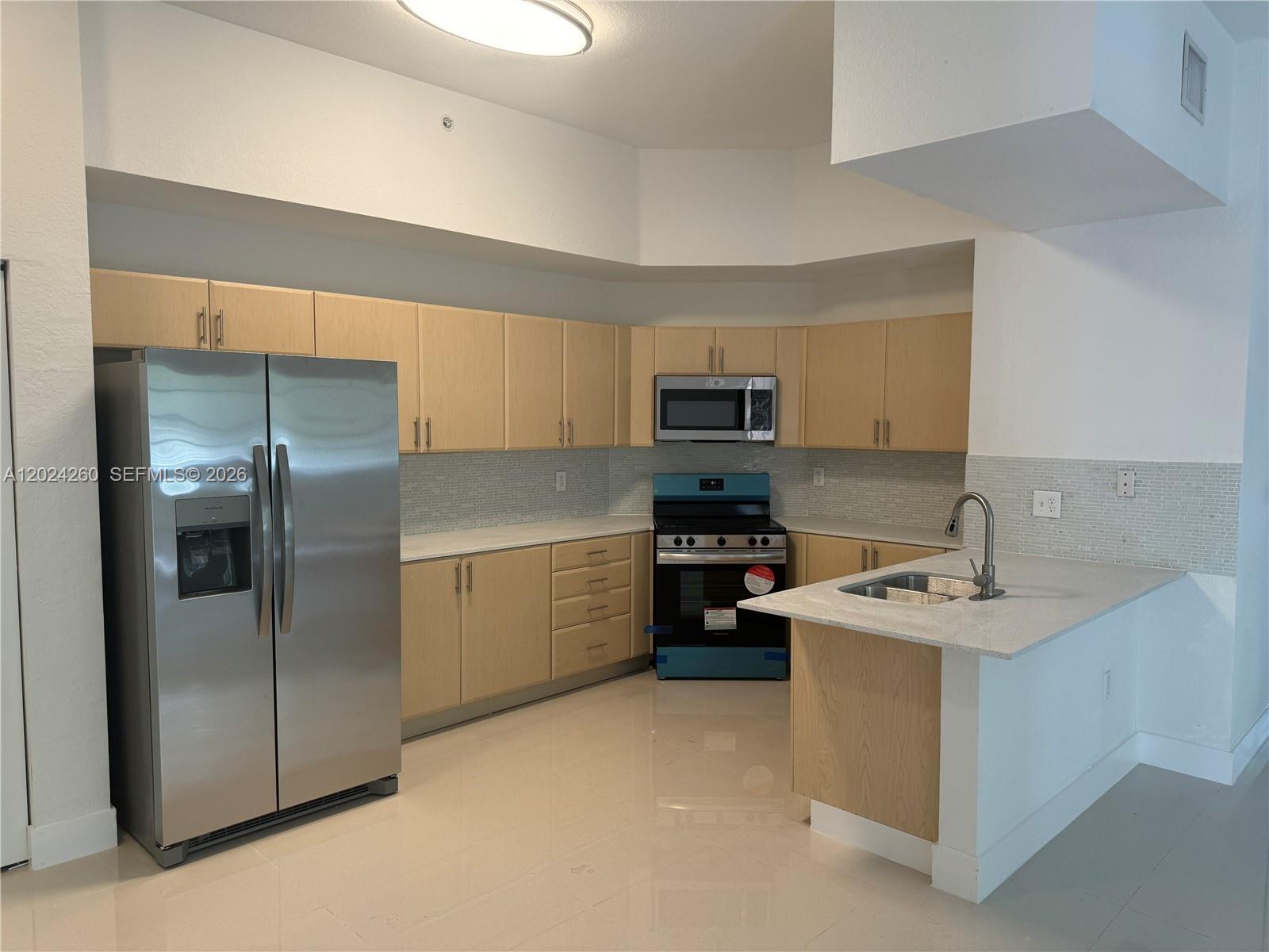 Property photo # 2