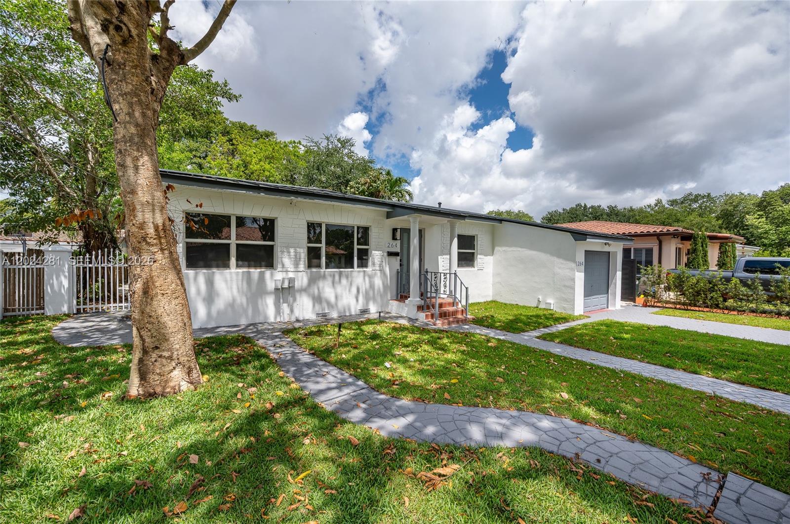 Homes for sale in Miami Springs, FL | 264 Navajo St, Miami Springs, FL 33166 | MLS# A12024281