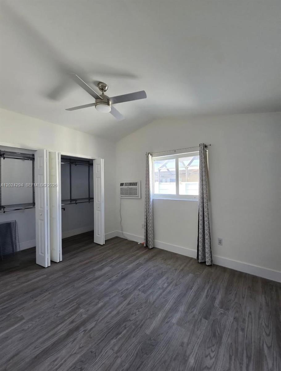 9591 SW 52nd Ter, Miami FL 33165