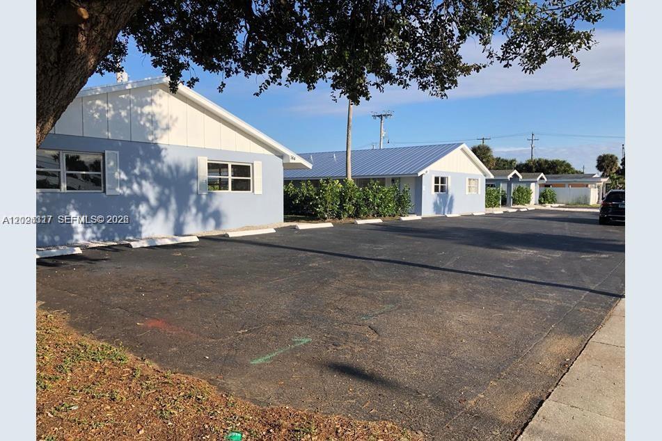 Property photo # 0