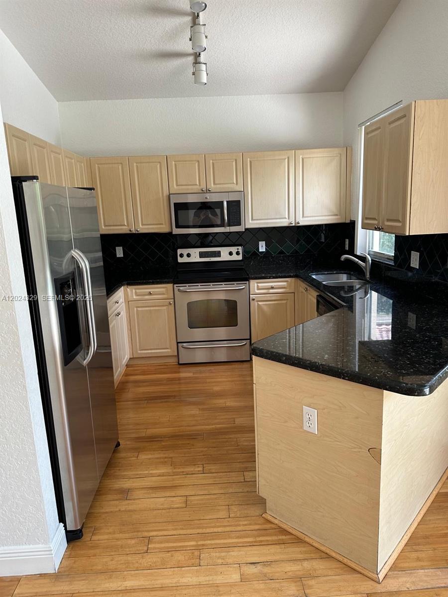 Property photo # 5