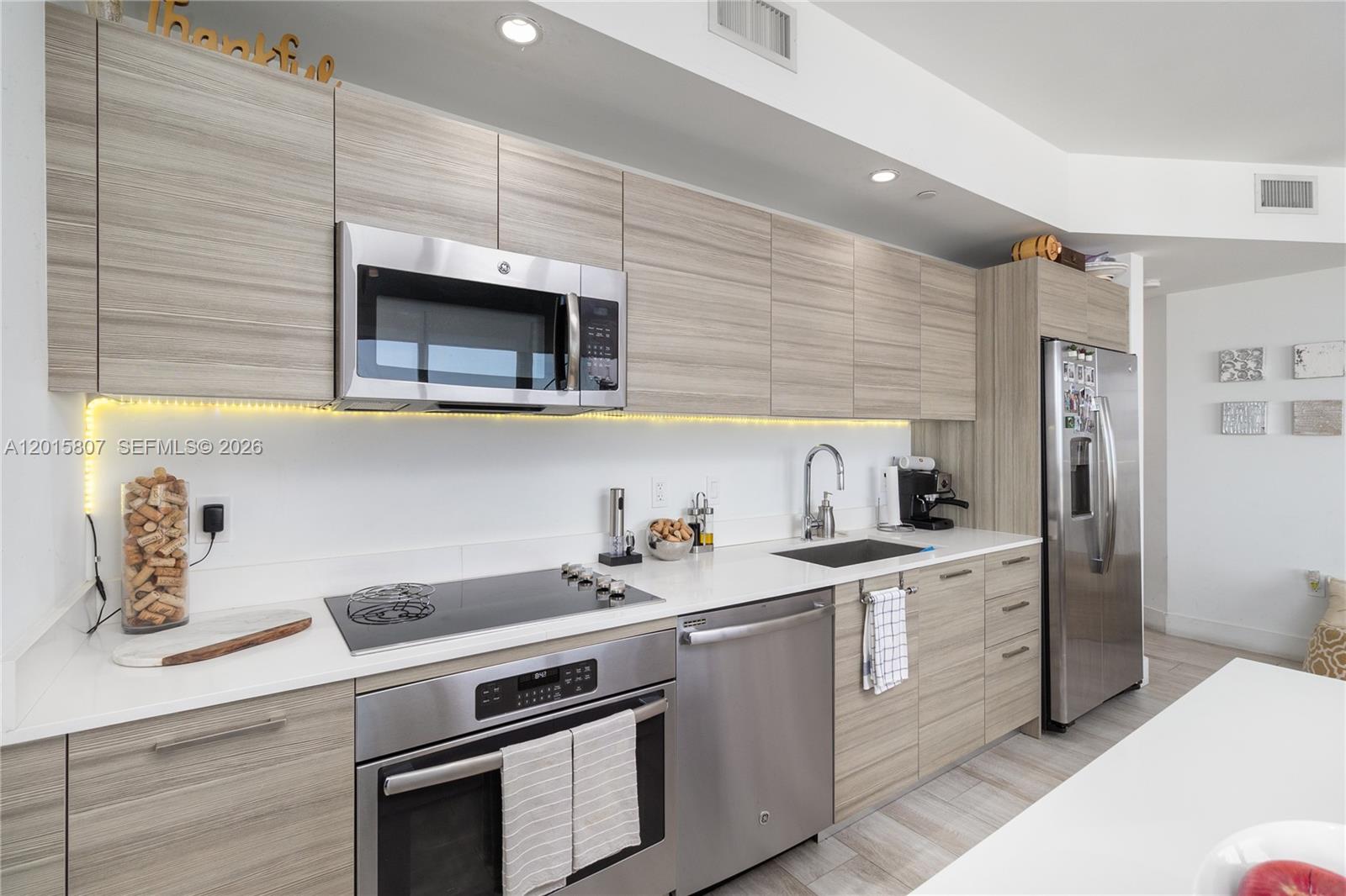 Property photo # 8