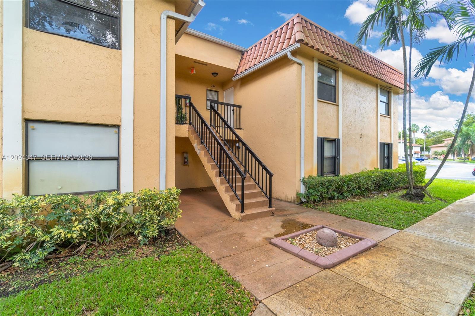 Property photo # 0