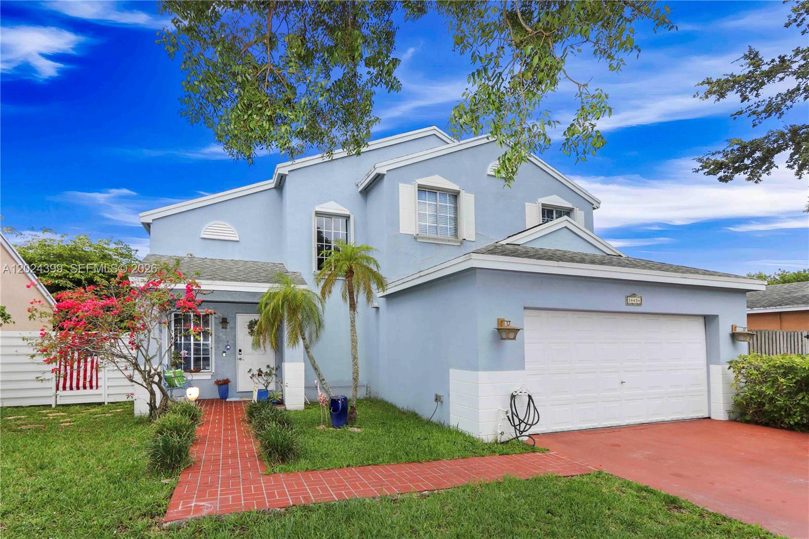 Weitzer Country Homes