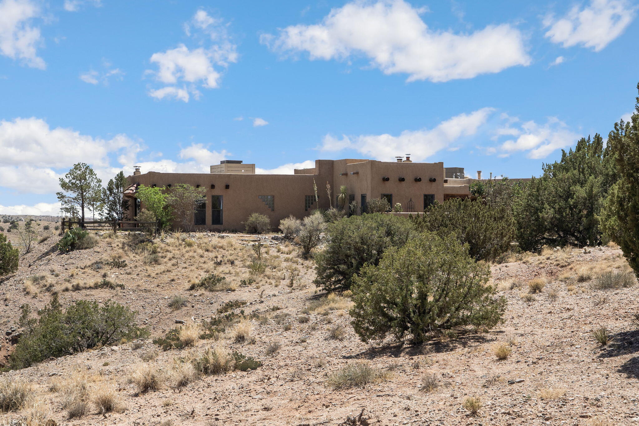 Homes for sale in Placitas, NM | 154 Placitas Trails Rd, Placitas, NM 87043 | MLS# 1104149