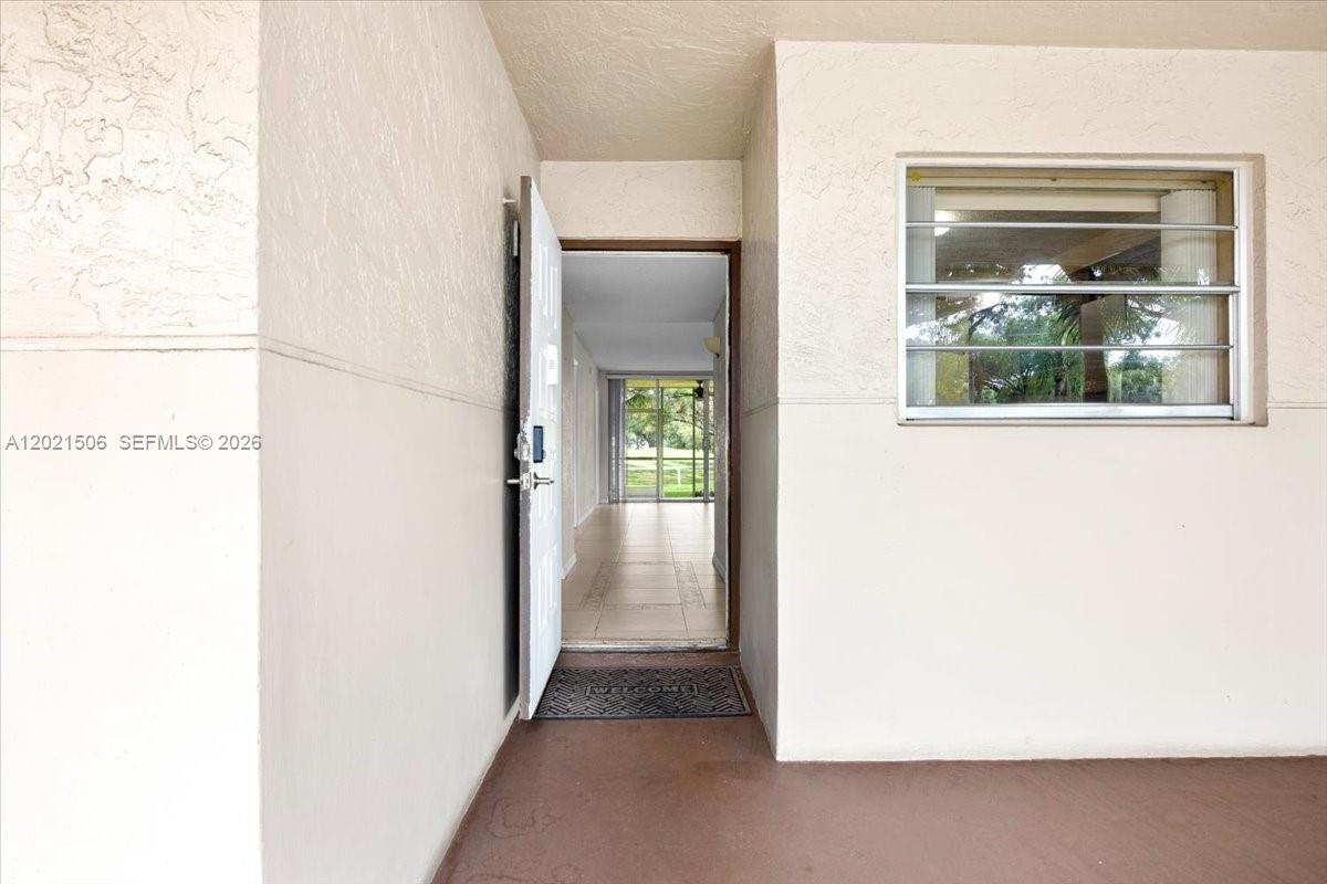 Homes for sale in Davie, FL | 9501 Seagrape Dr, Davie, FL 33324