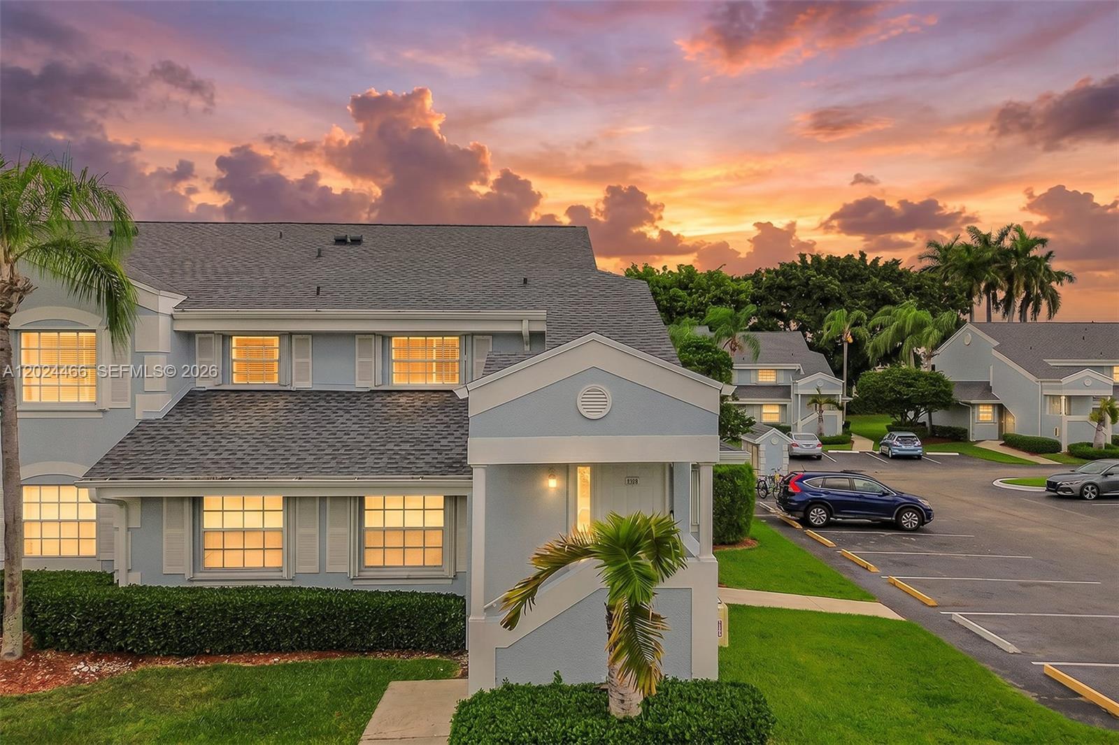 Keys Gate Condo No One