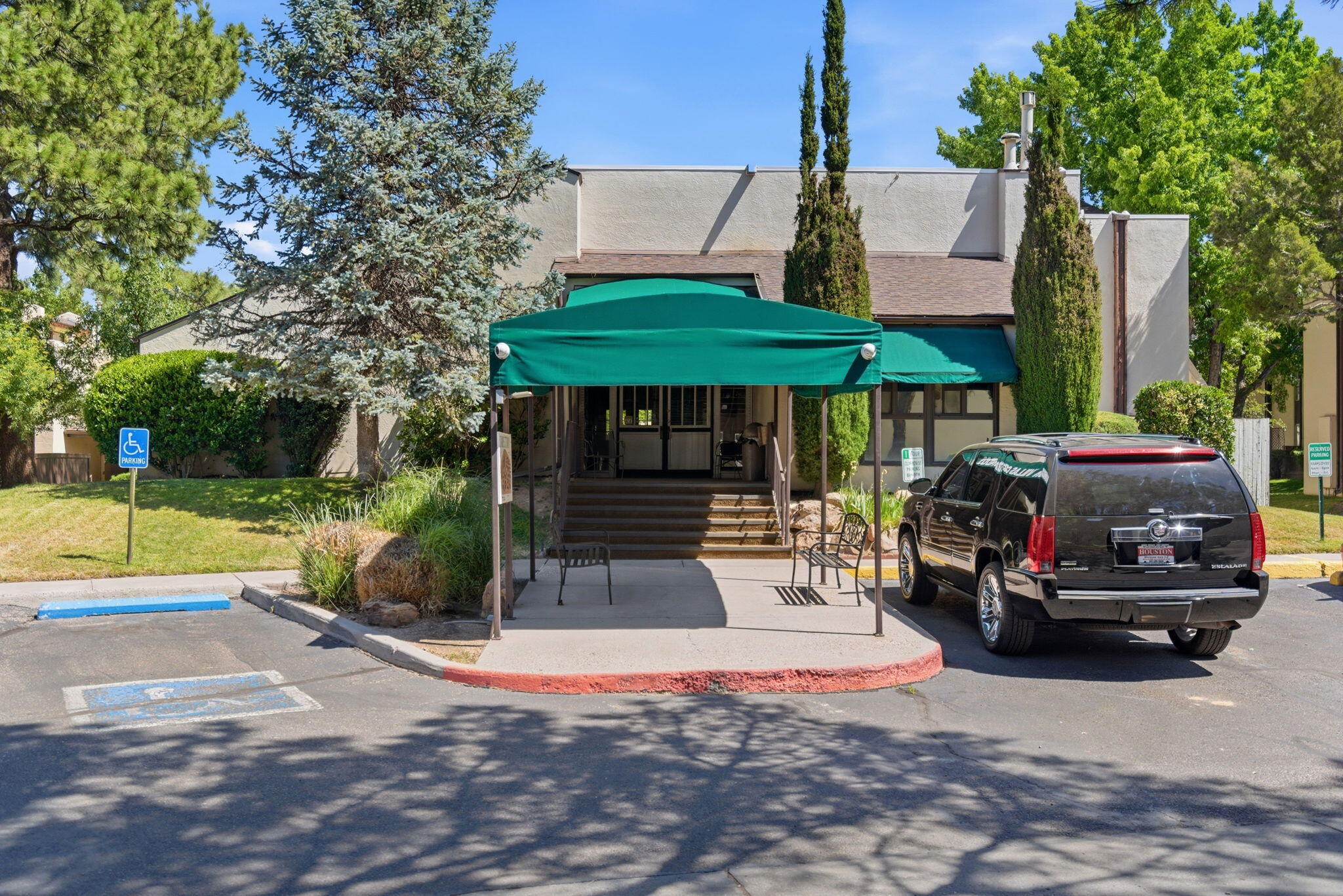 Homes for sale in Albuquerque, NM | 1601 Pennsylvania St Ne #Z4, Albuquerque, NM 87110 | MLS# 1104159