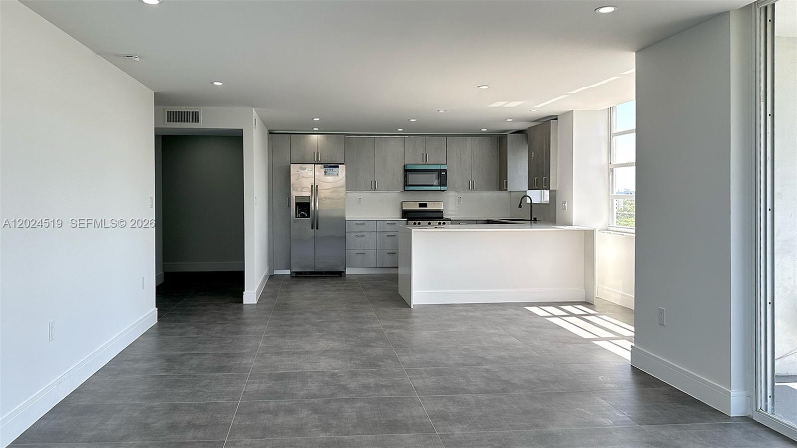 Property photo # 9