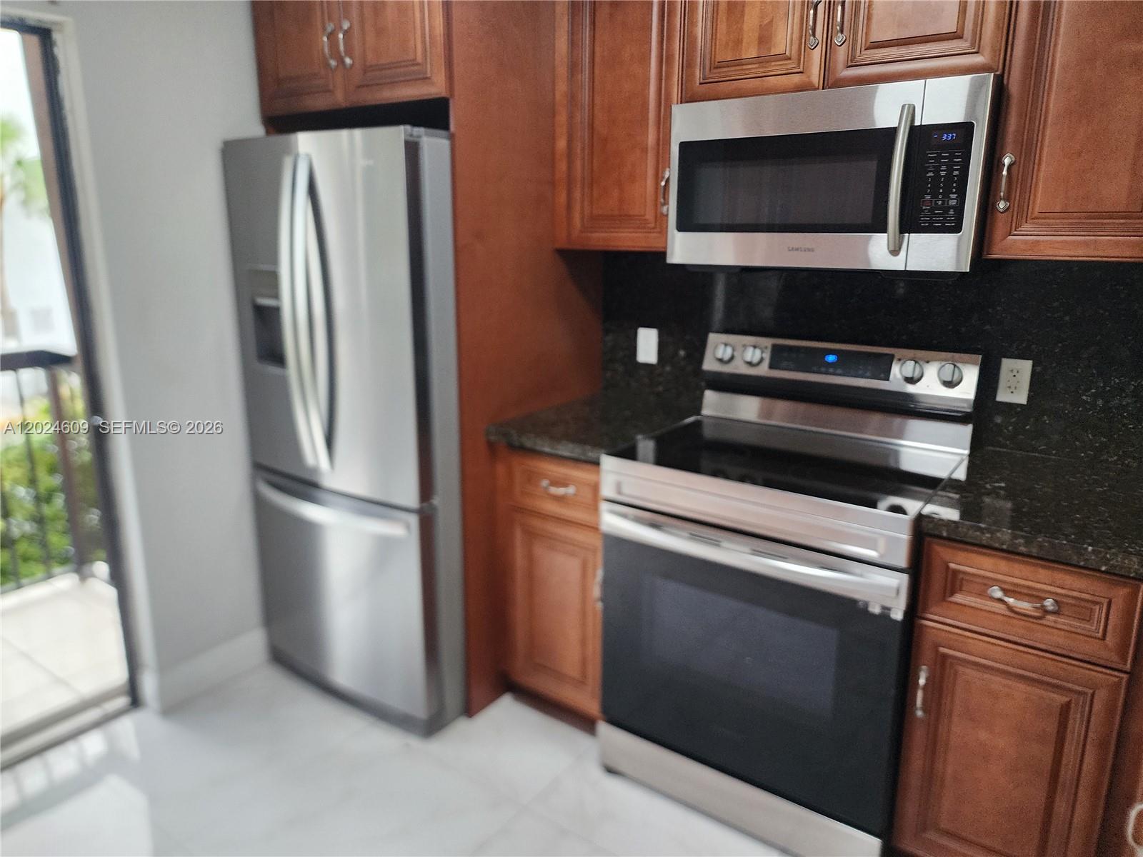 Property photo # 6