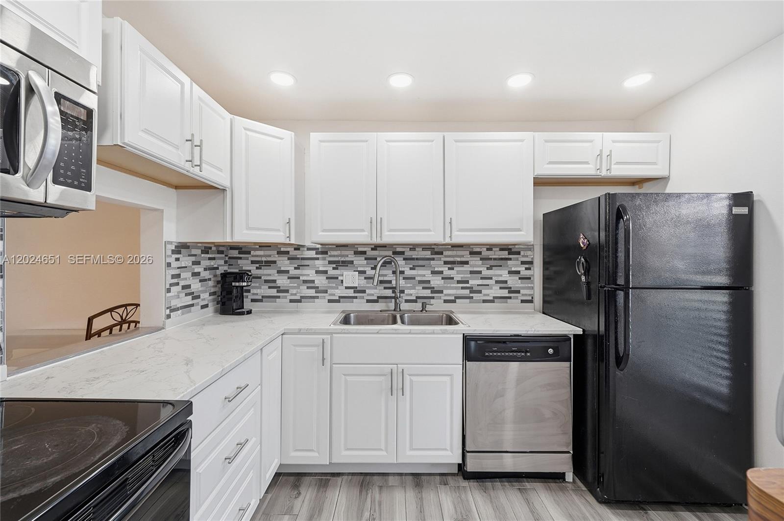Property photo # 2