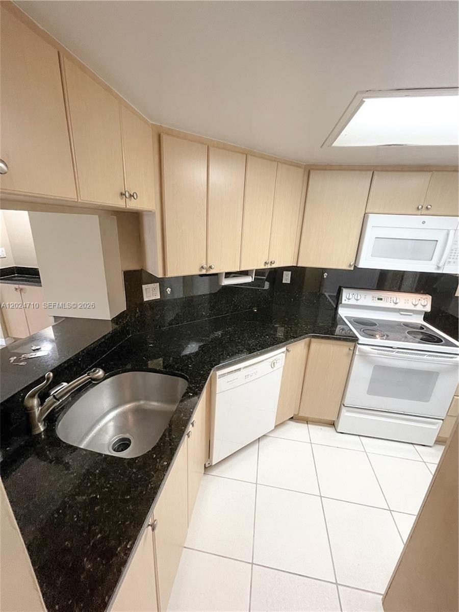 Property photo # 4