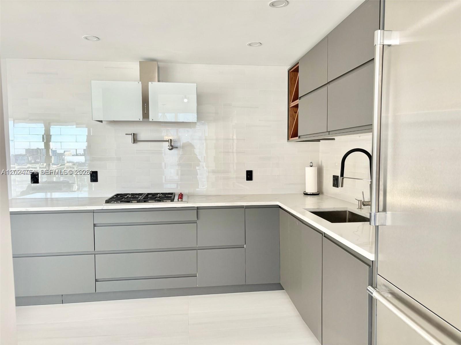 Property photo # 8