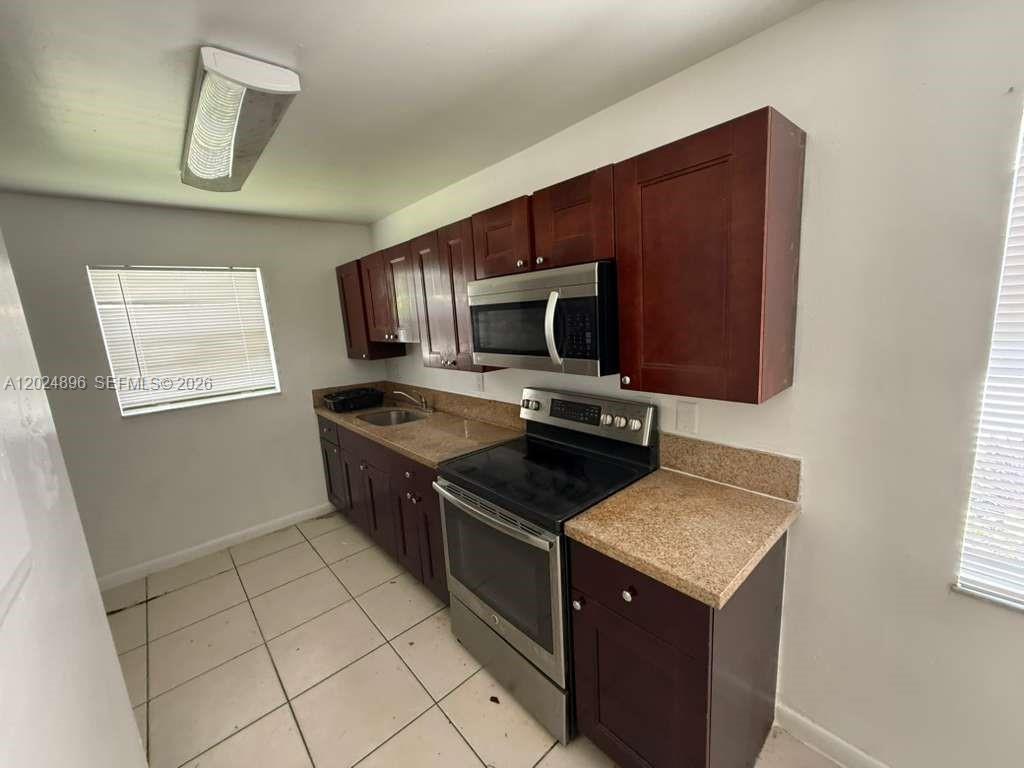 Property photo # 4