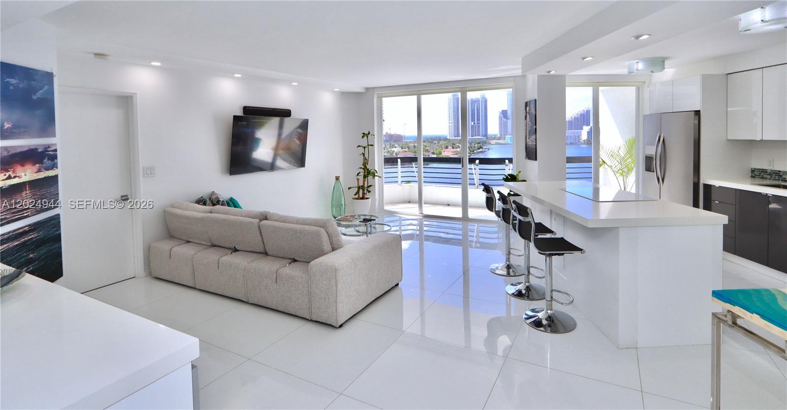 Property photo # 0