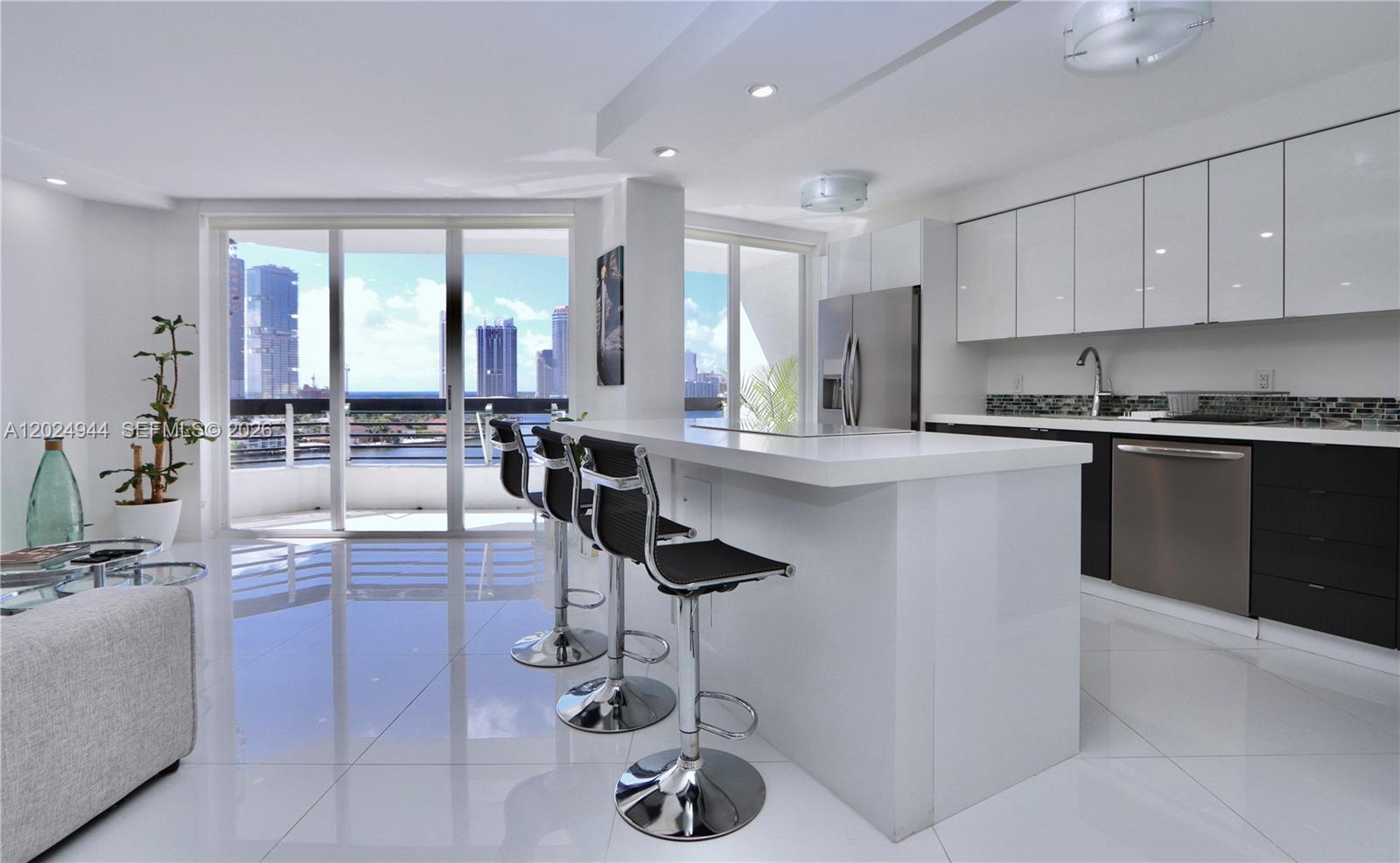 Property photo # 8