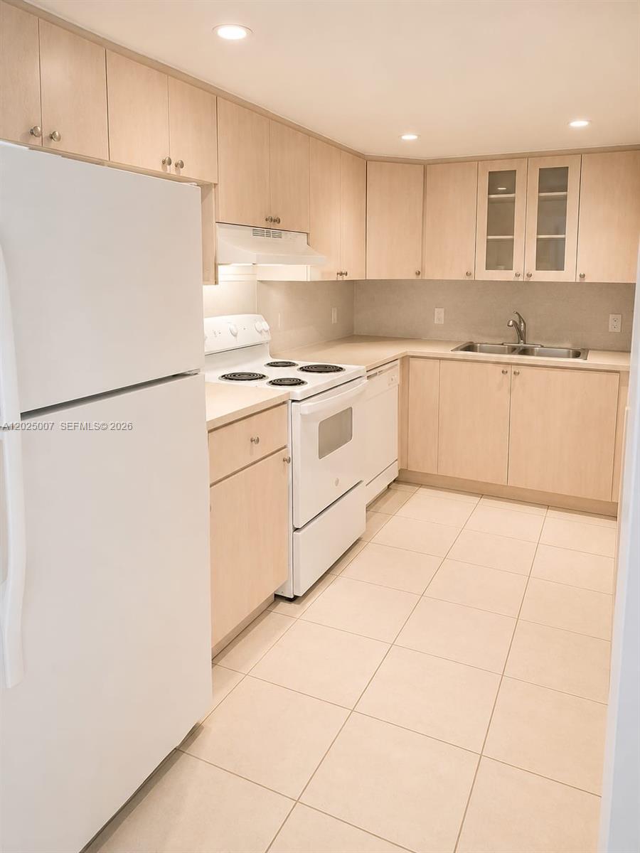 Property photo # 0