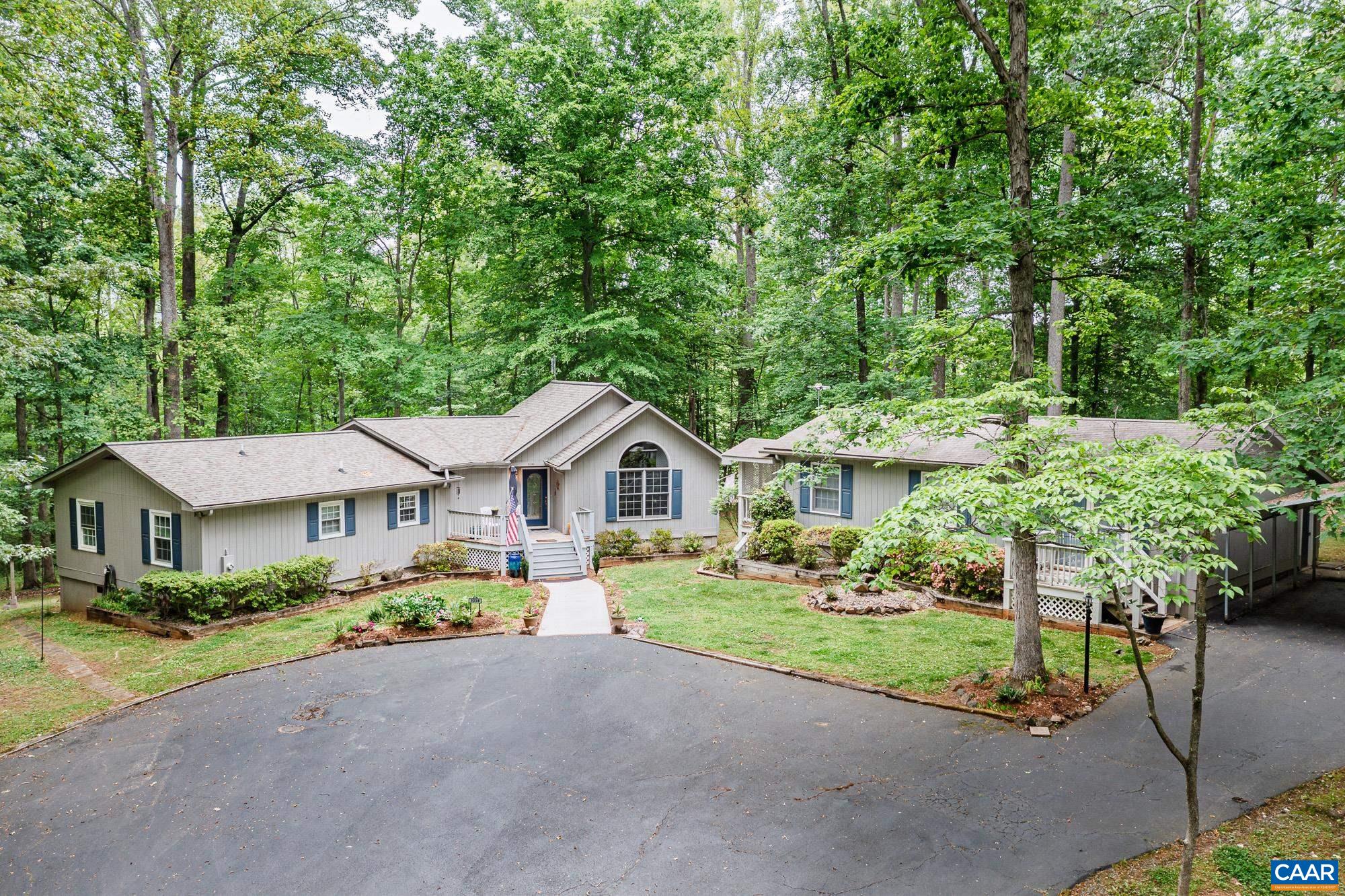 3288 WOODED ACRES LN, Charlottesville, VA 22911
