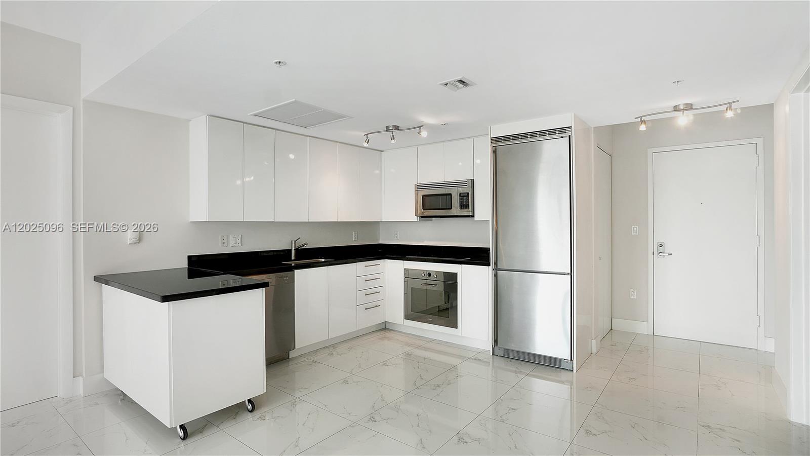 Property photo # 2