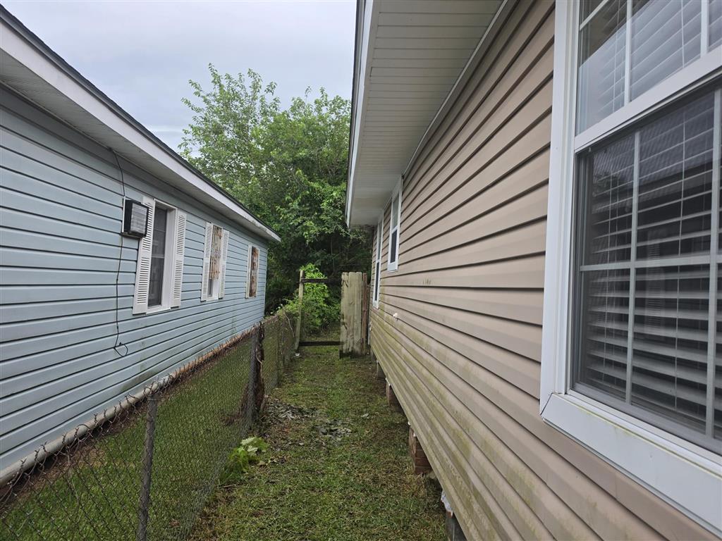 1104 SALLY MAE Street — photo 2