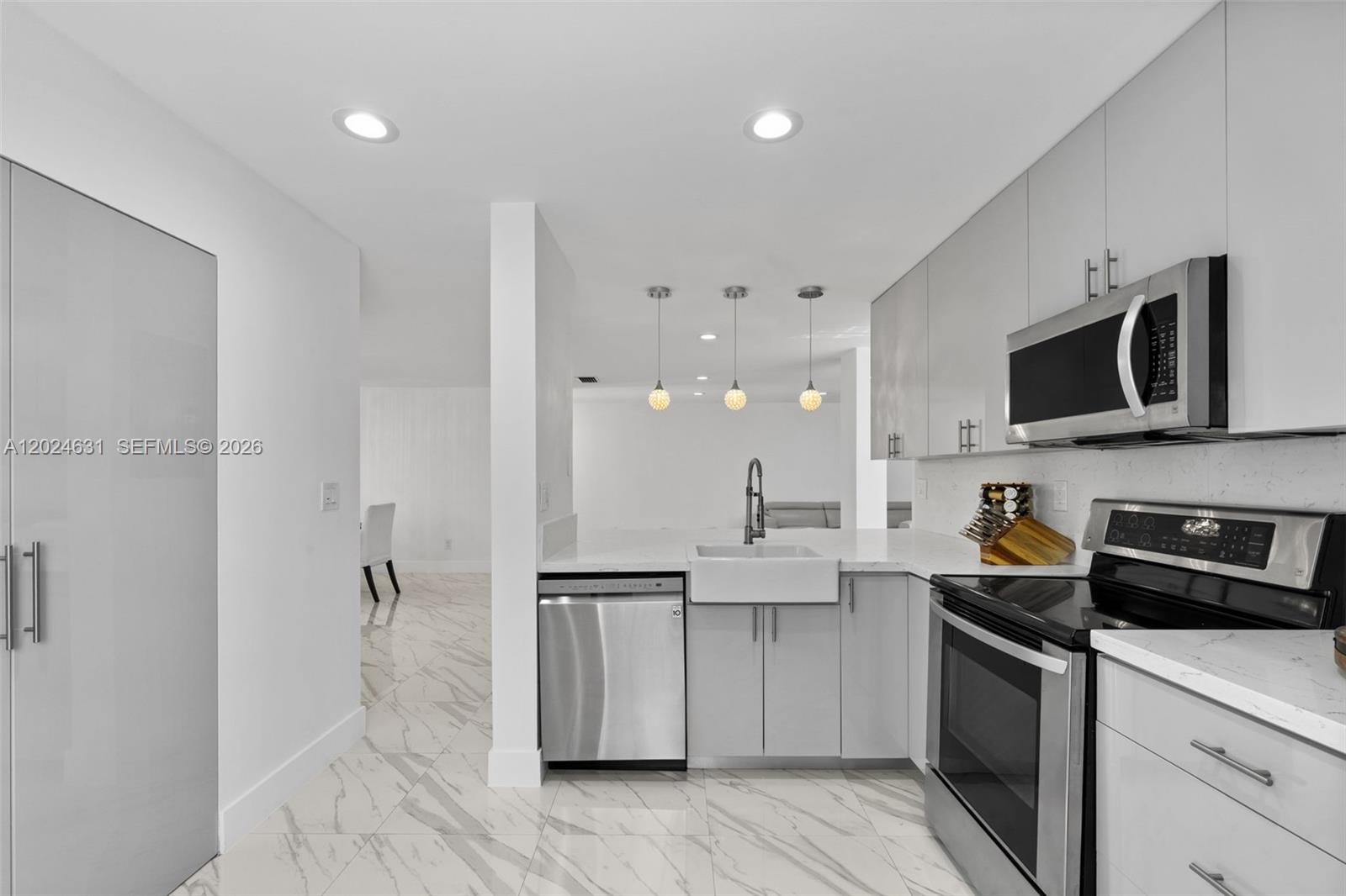 Property photo # 4