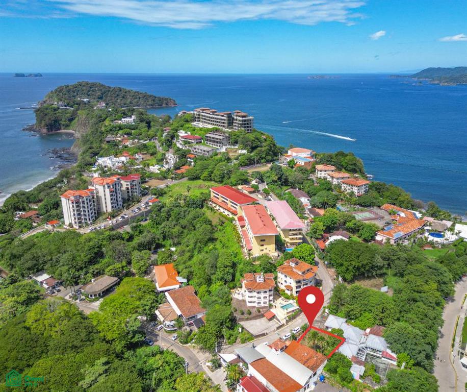 Prime 1,351 m² Development Lot in Playa Flamingo