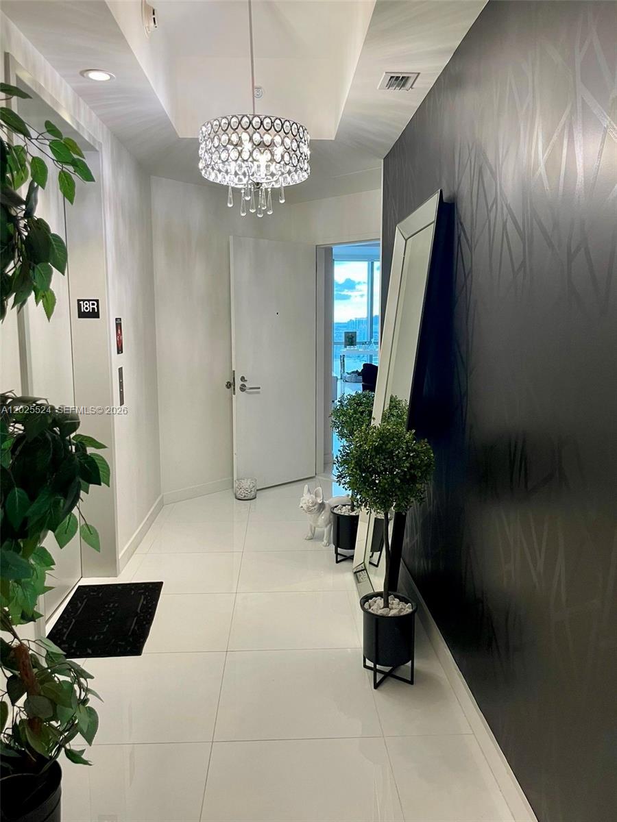 Paramount Miami World Cent