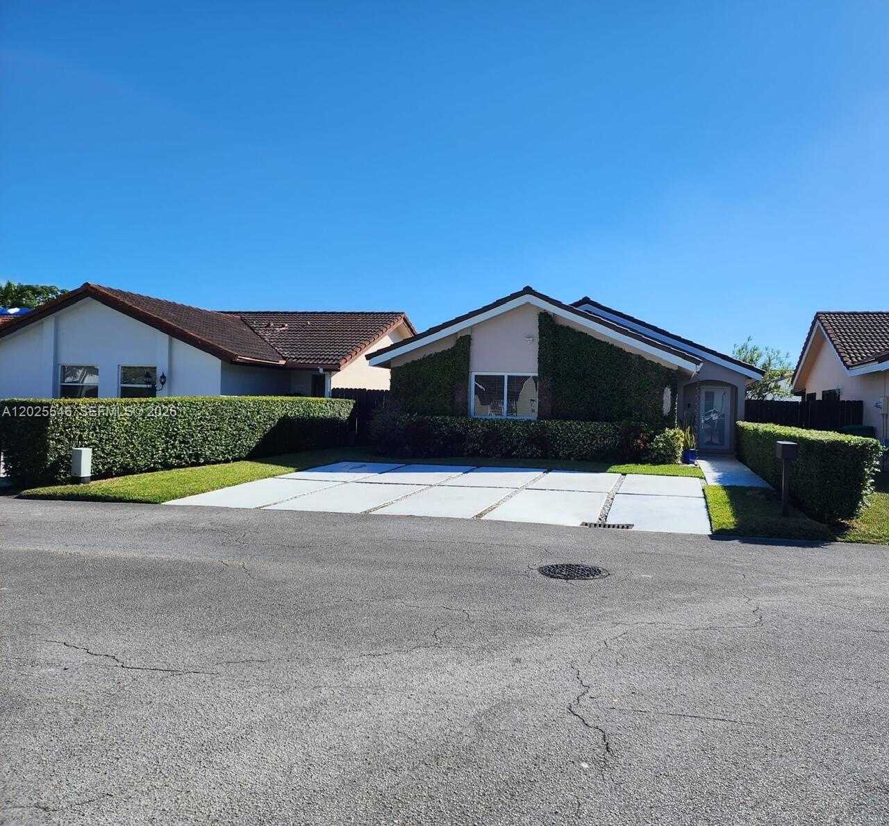 California Manors