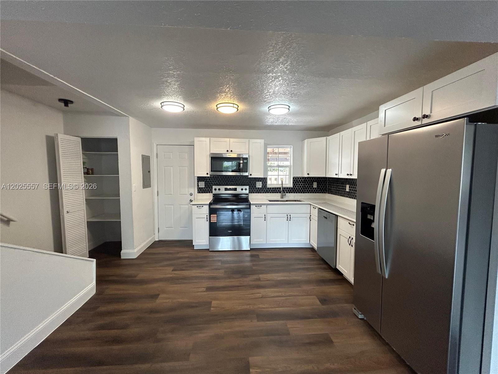 Property photo # 6