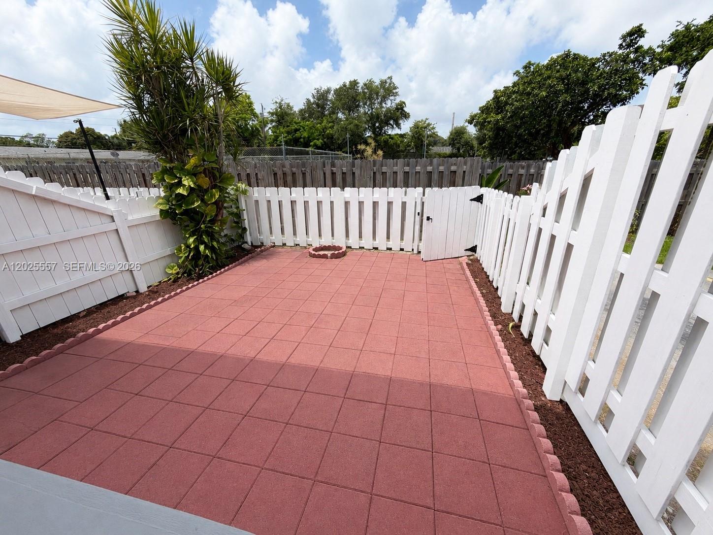 Property photo # 2