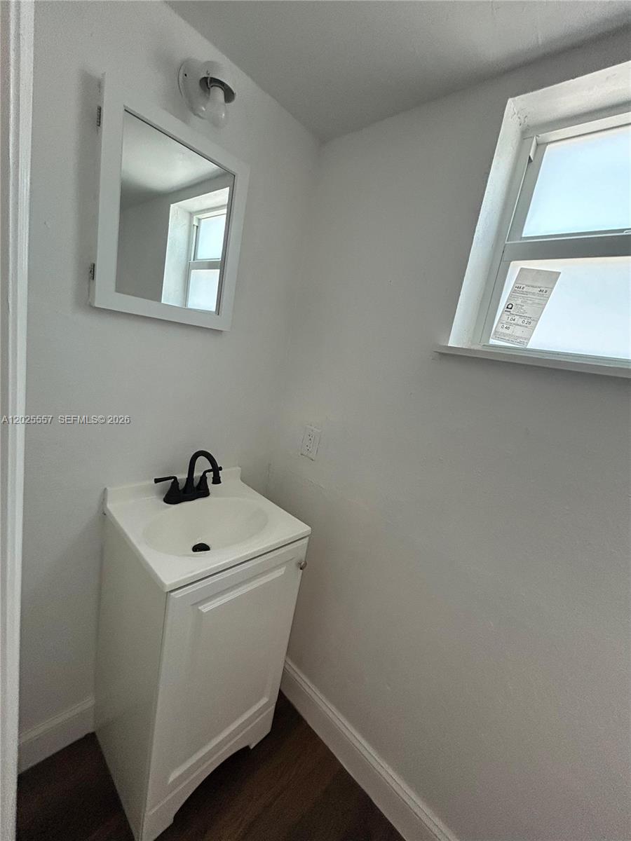 Property photo # 9