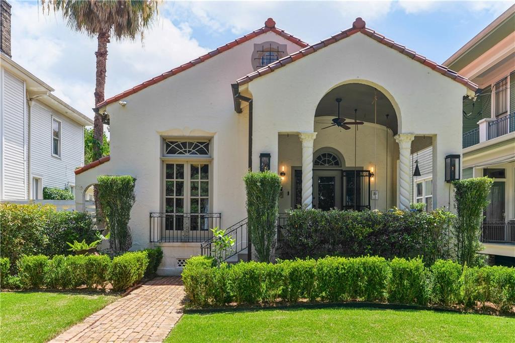 918 SOLOMON Place