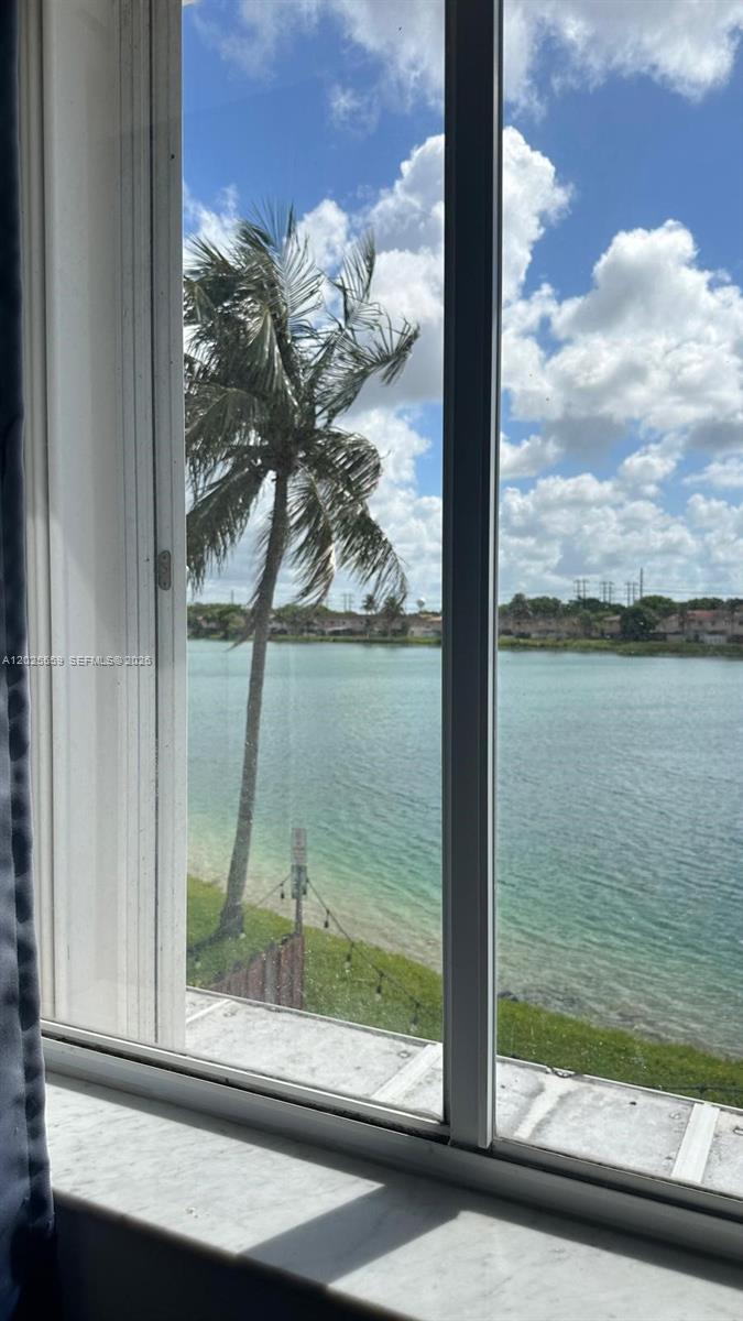 Weitzer Serena Lakes Town