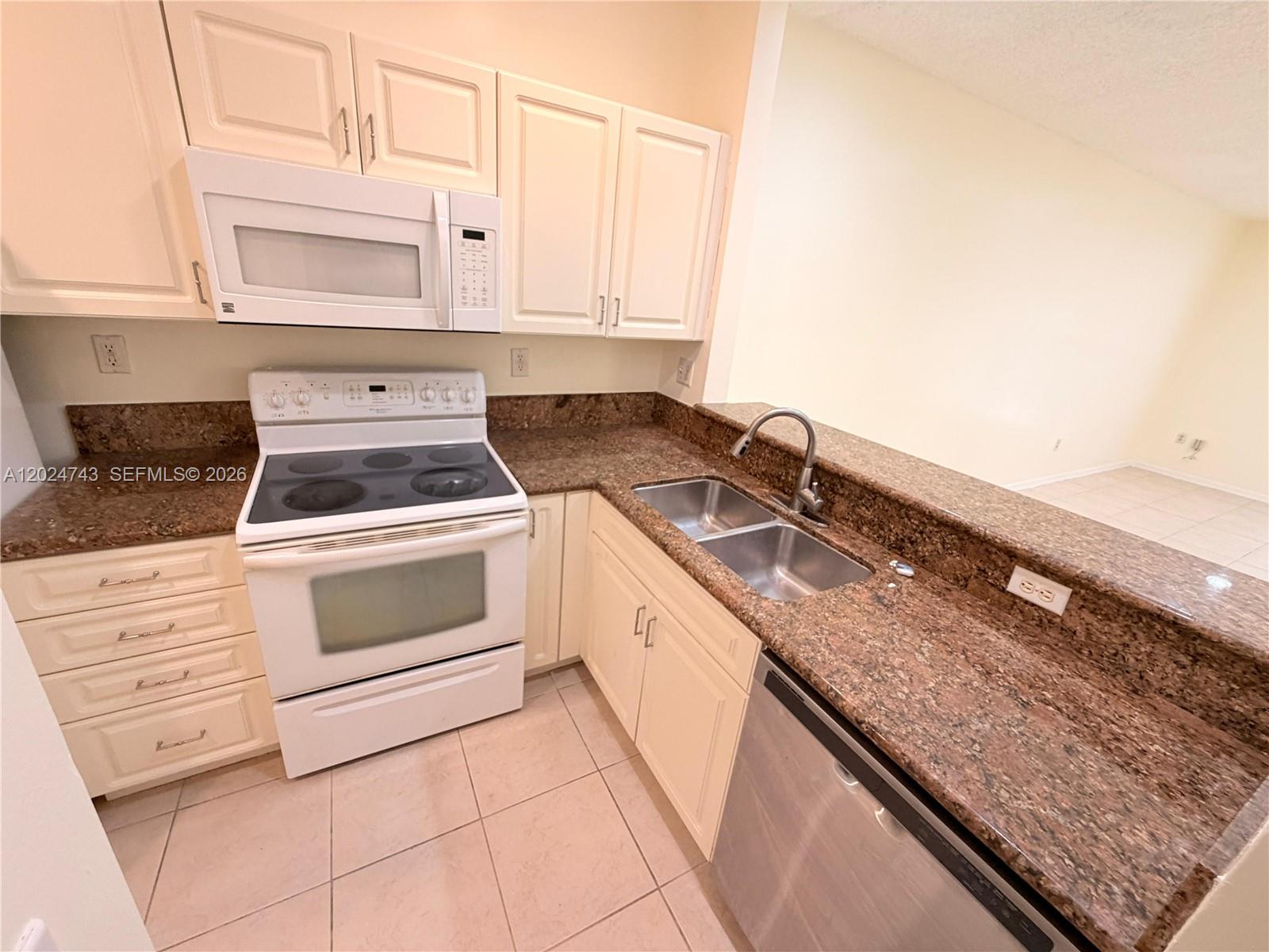 Property photo # 7