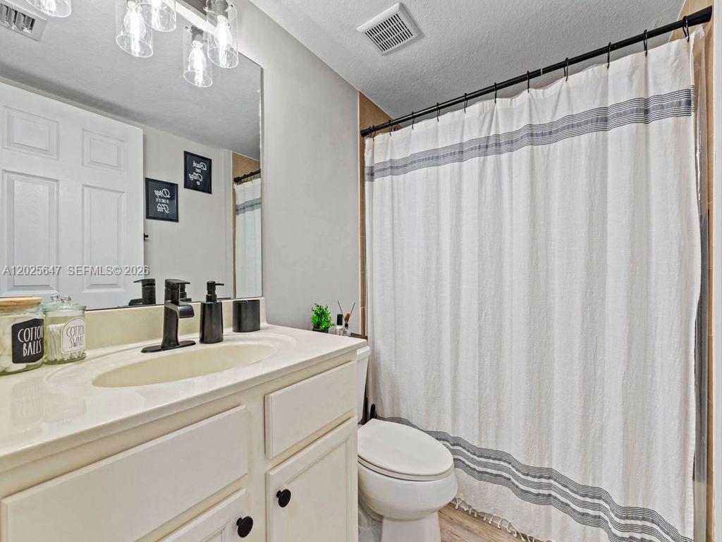 Property photo # 4