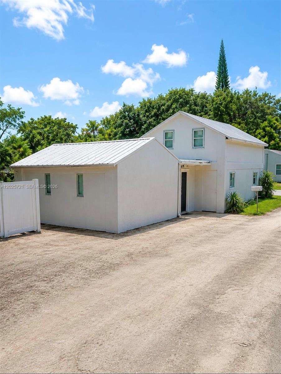 Single Family House