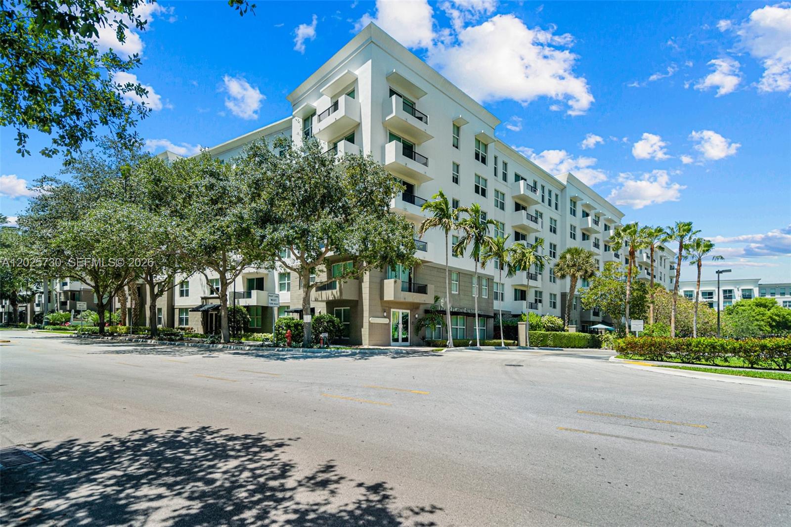 Lauderdale One Condo