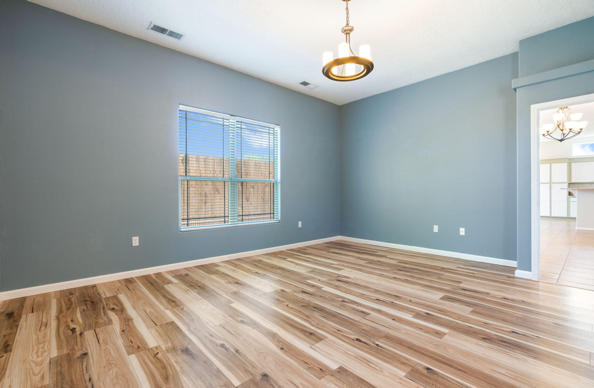 Photo 17 — 212 Riesling Road