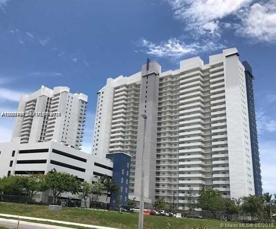 The Oaks I Condo