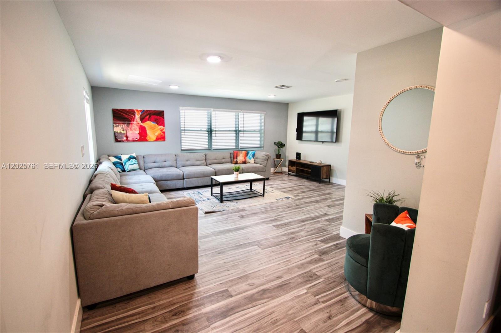 Property photo # 4
