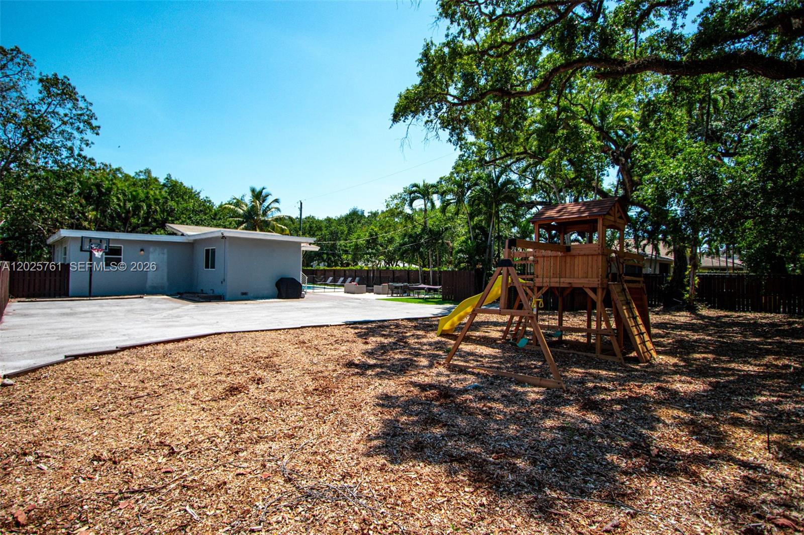 Property photo # 6