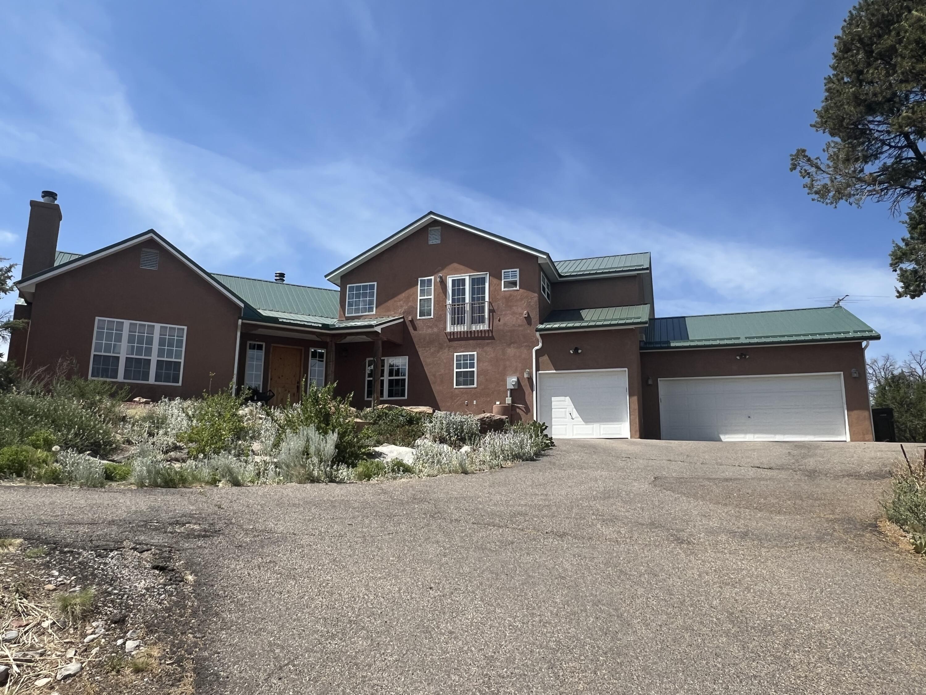 Homes for sale in Edgewood, NM | 16 Vista Encantada Dr, Edgewood, NM 87015 | MLS# 1104254