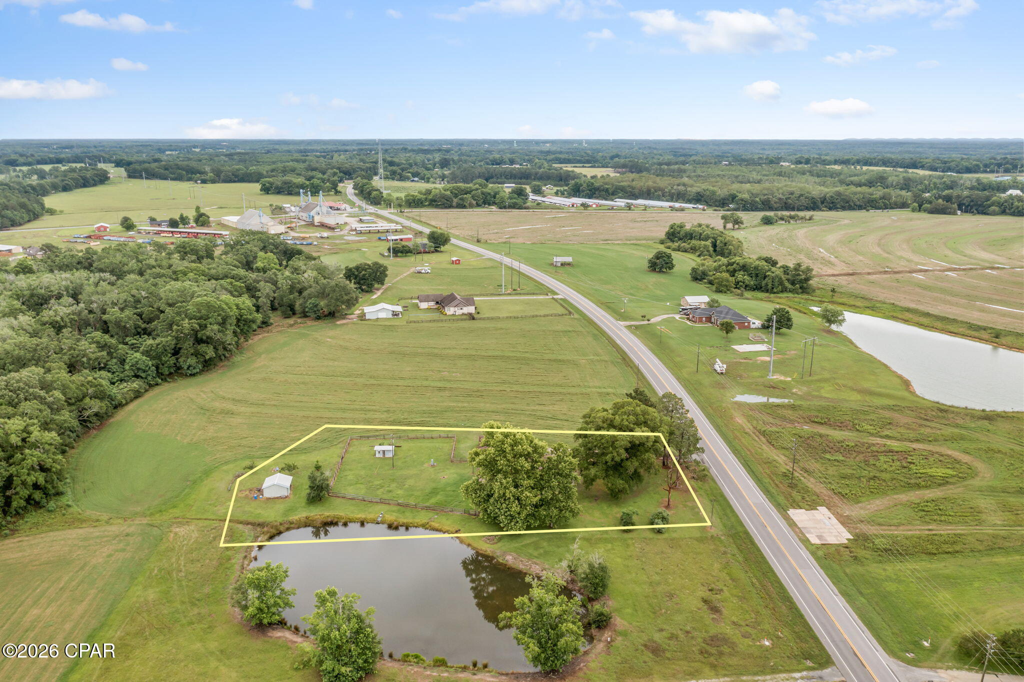 2nd image of 3701 Highway 2, Graceville, FL 32440 | MLS# 790418