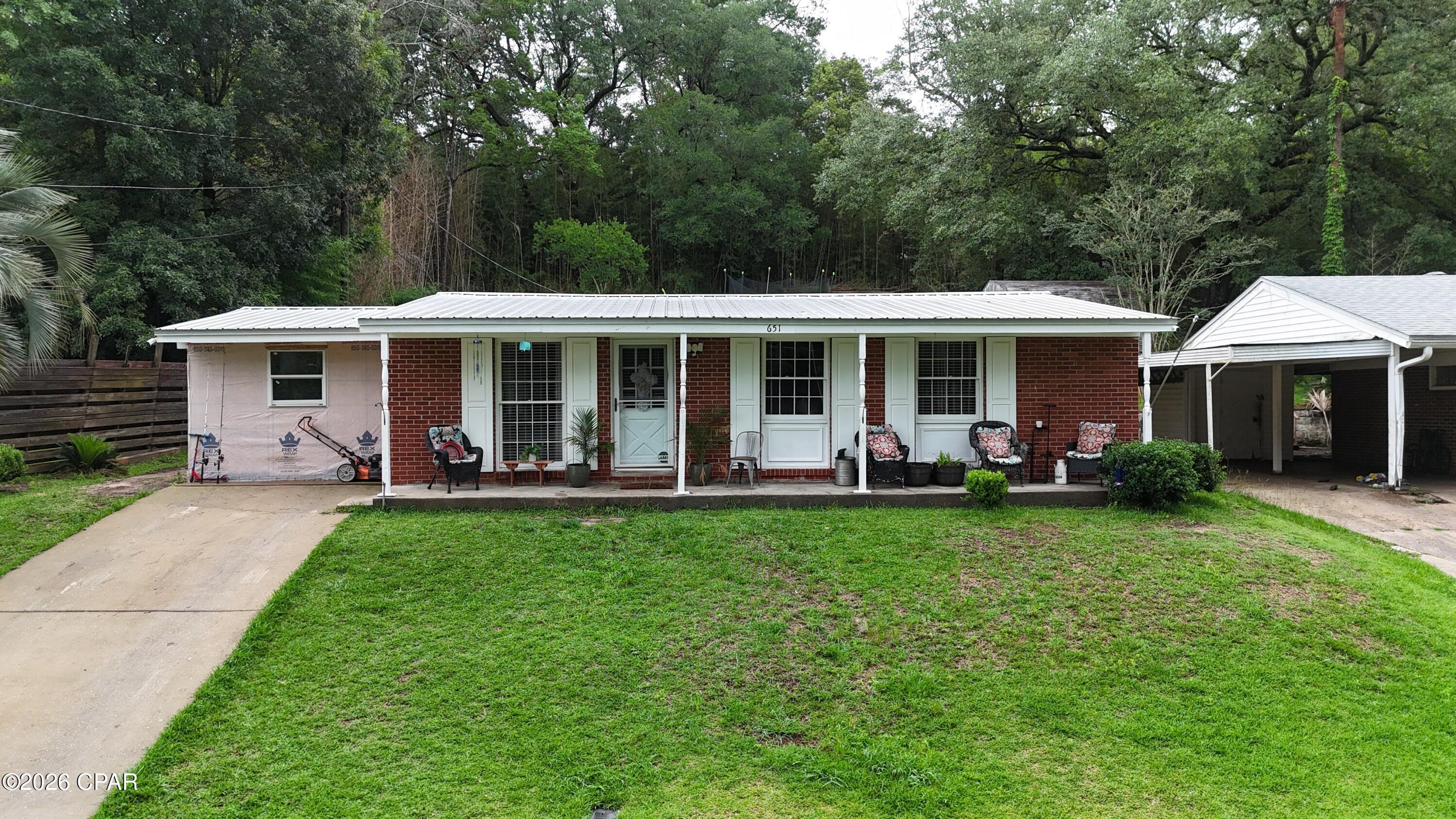 Homes for sale in Chattahoochee, FL | 651 Gregory St, Chattahoochee, FL 32324 | MLS# 790425