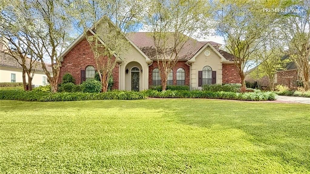 Photo 1 of Single family home for sale at 150 Primrose Dr, Belle Chasse, LA 70037 | MLS# 2560014 | Listing updated on 2026-09-25