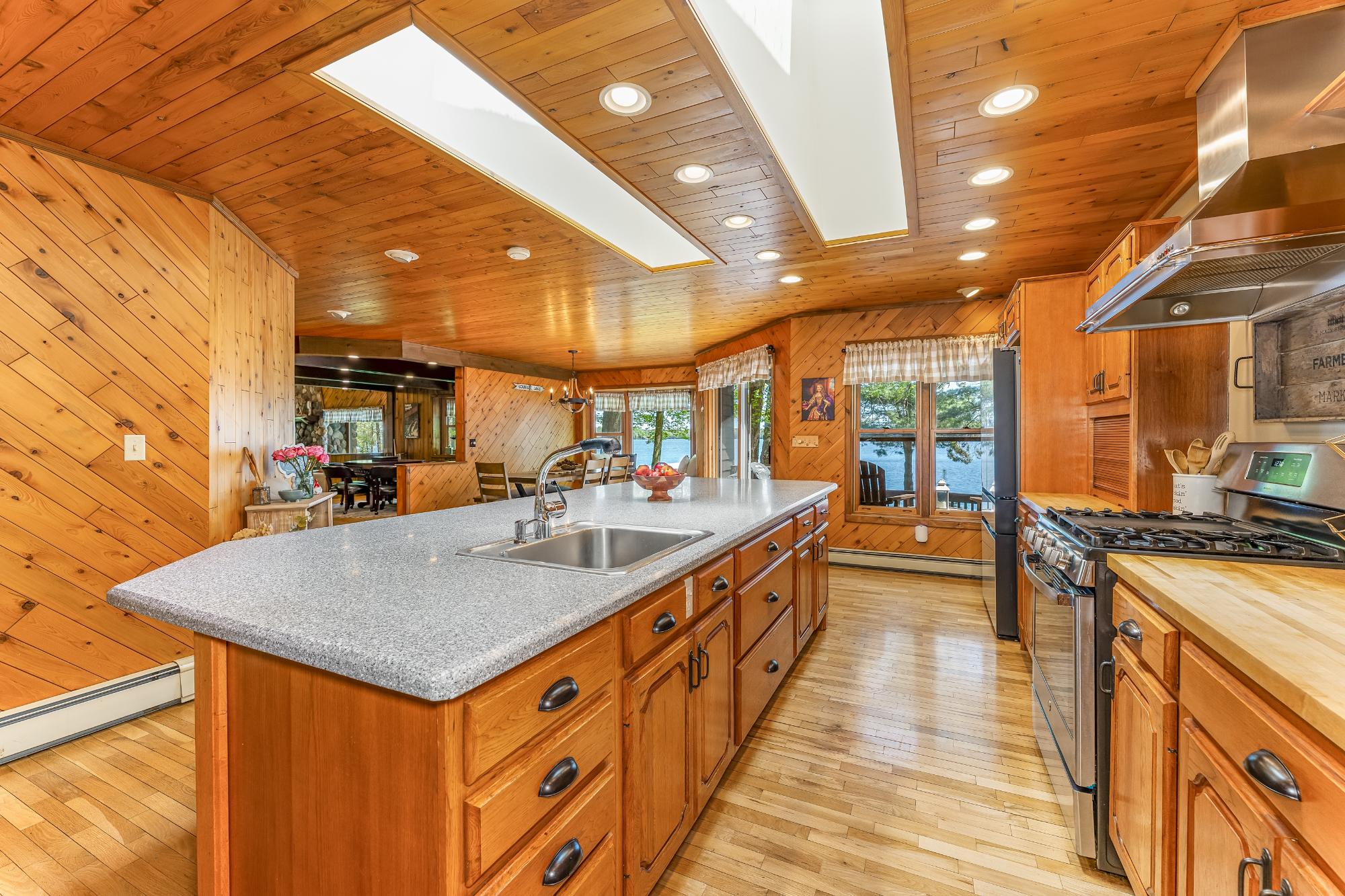 Squirrel Lake Property 12540 Windy Pines Ln Photo 10
