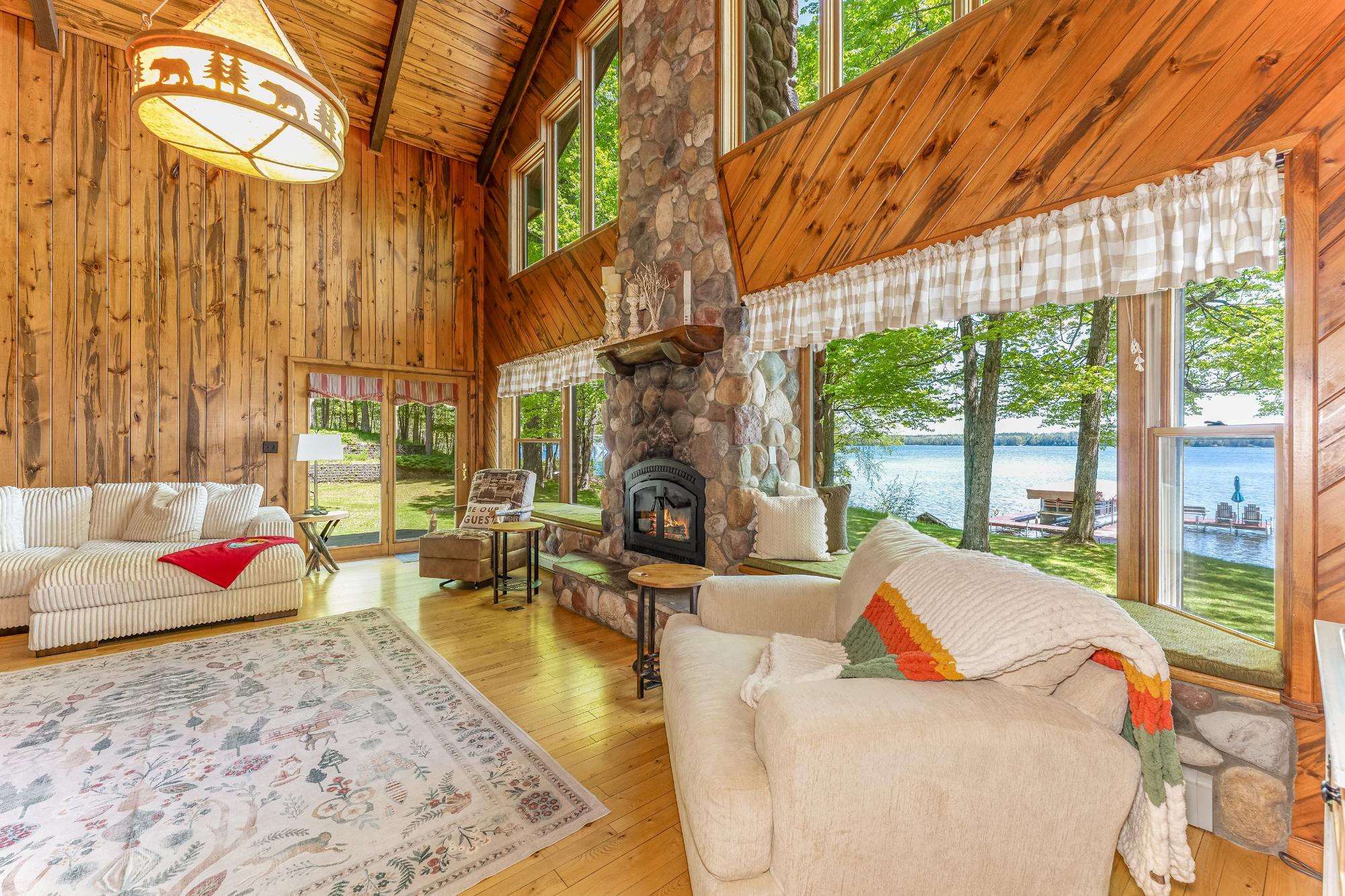 Squirrel Lake Property 12540 Windy Pines Ln Photo 7